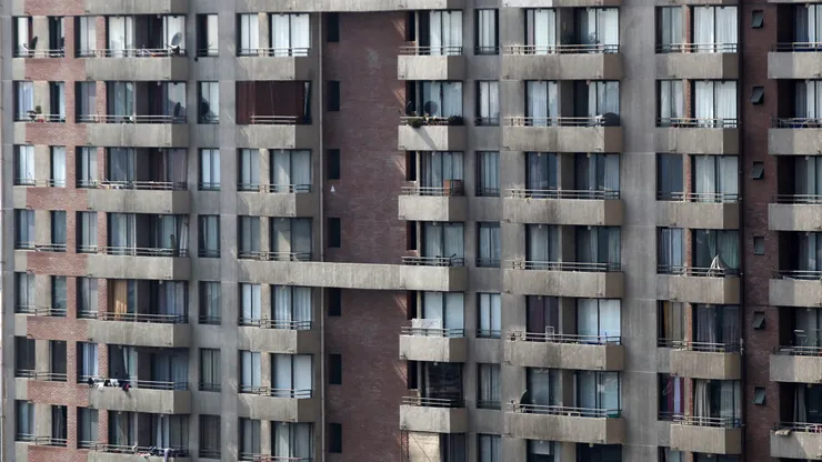 Las comunas de Santiago en las que más bajó al precio de departamentos.