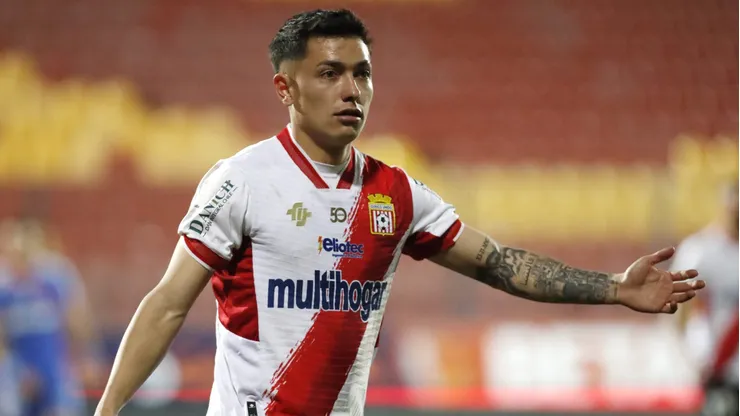 Zavala debe volver de Curicó a Colo Colo, pero suma interesados