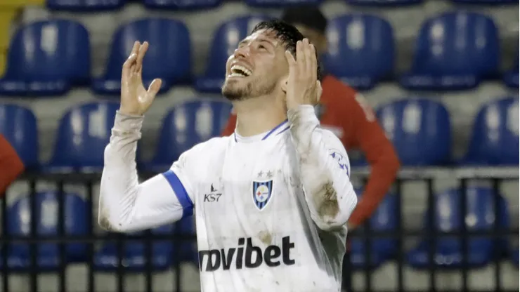 Huachipato no deja que nada lo desenfoque del título
