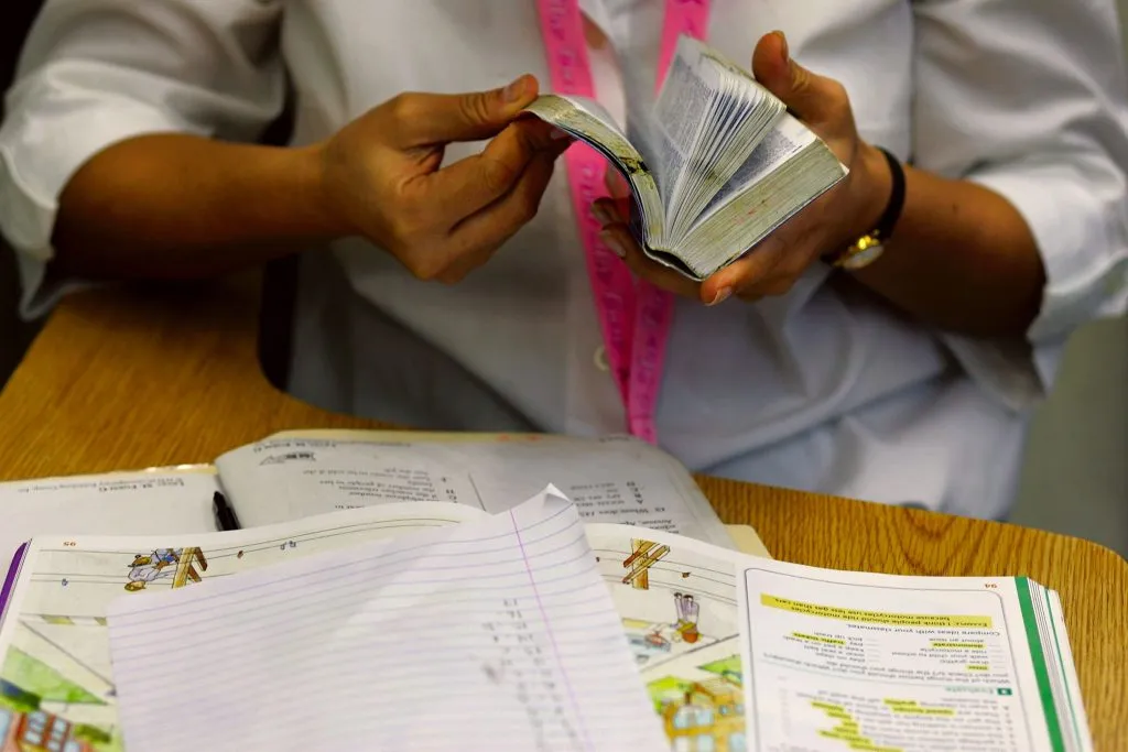 La RAE sorprende y añade nuevas palabras al diccionario.