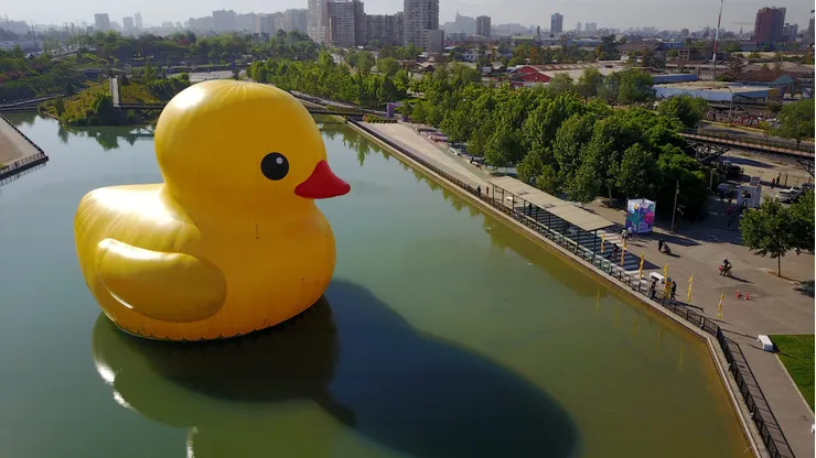 Este año serán 4 las obras gigantes que se exhibirán en diversos puntos de la capital.
