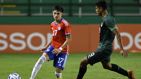 Manuel Lolas, defensa de La Roja Sub 20, se retira del fútbol a los 19.