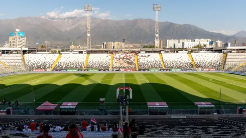 Colo Colo confirmó que jugará en el Monumental pese al estado en que quedó la cancha con los conciertos de Roger Waters.