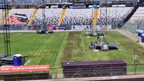 Así luce la cancha del Estadio Monumental.