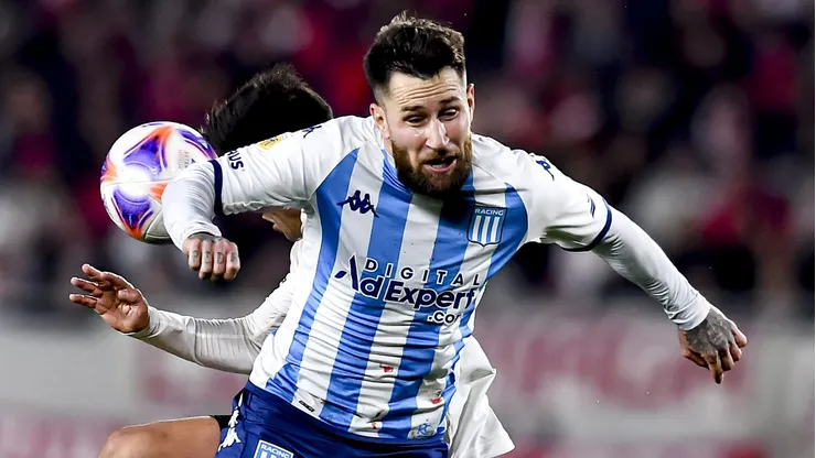 Todo indica que Jonatan Gómez no se moverá de Argentina