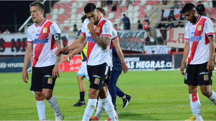 Curicó Unido cae a la Primera B después de seis años.