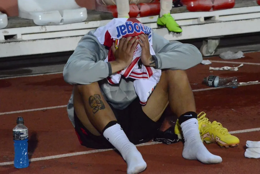 Curicó Unido descendió a la segunda categoría del fútbol chileno. (José Robles/Photosport).