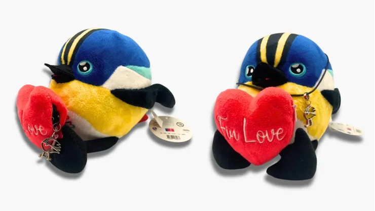 ¿Aún no compras tu Fiu? Lanzan nueva versión del peluche de Santiago 2023.