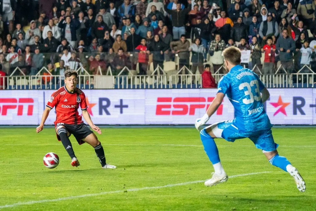 Leandro Hernández le anotó a River Plate y será titular en la visita de Colo Colo a Audax Italiano. (Guille Salazar/RedGol).