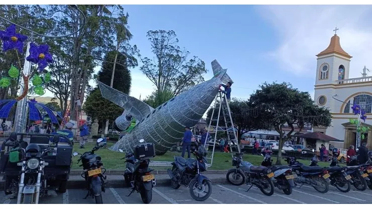 El polémico homenaje que tuvo que ser sacado en Colombia.