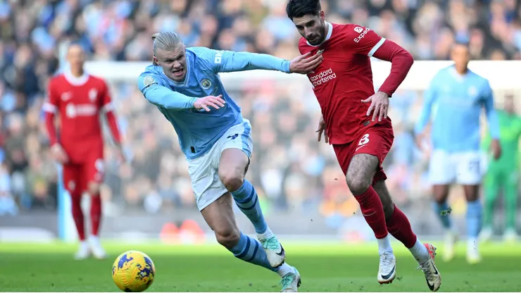 Erling Haaland marcó el gol del Manchester City, pero Liverpool logró llevarse un empate sobre la hora.