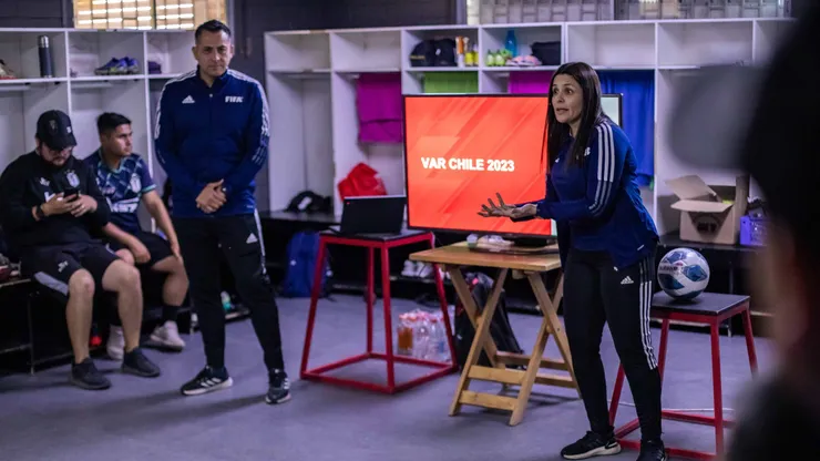 Llega el VAR al fútbol femenino en Chile: Se estrenará en la final