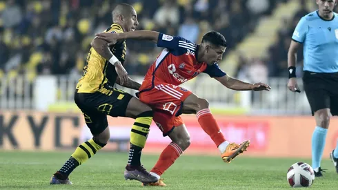 Universidad de Chile se juega tres puntos claves ante Coquimbo Unido para soñar con copas internacionales. Mauricio Pellegrino mueve la formación.