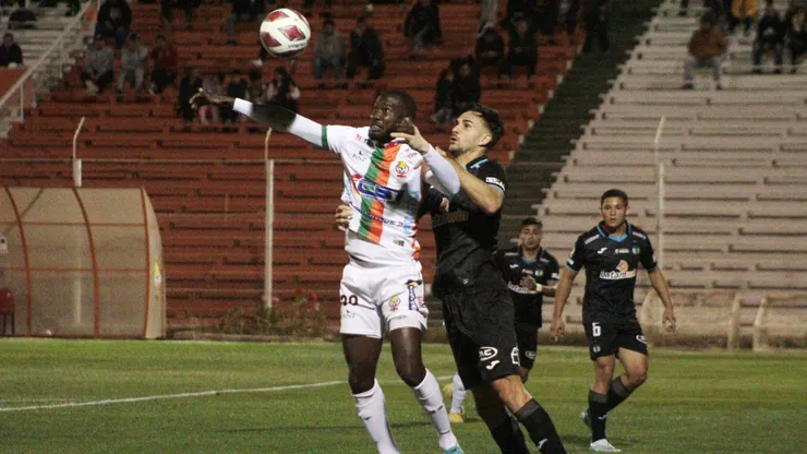 Cobresal vive un duelo clave en Rancagua.
