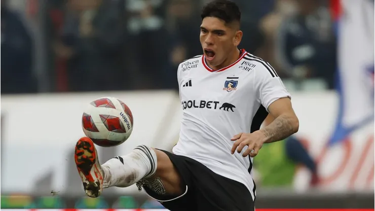 Carlos Palacios no quiere moverse de Colo Colo en 2024.