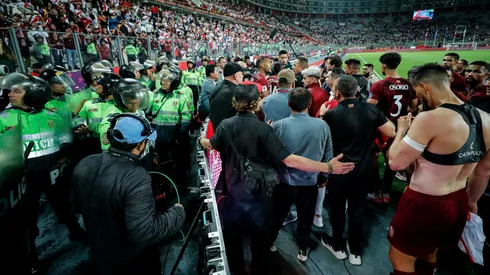 El ataque de la policía de Perú a los jugadores de Venezuela.