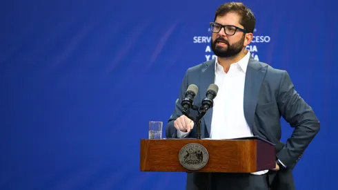La dura respuesta del presidente Boric a la oposición por crisis migratoria.