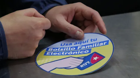 Santiago, 2 de Mayo 2023. Dan a conocer el Bolsillo Familiar Electrónico, aporte destinado a compras en rubro alimenticio que será depositado a través de la CuentaRUT. Marcelo Hernandez/ Aton Chile