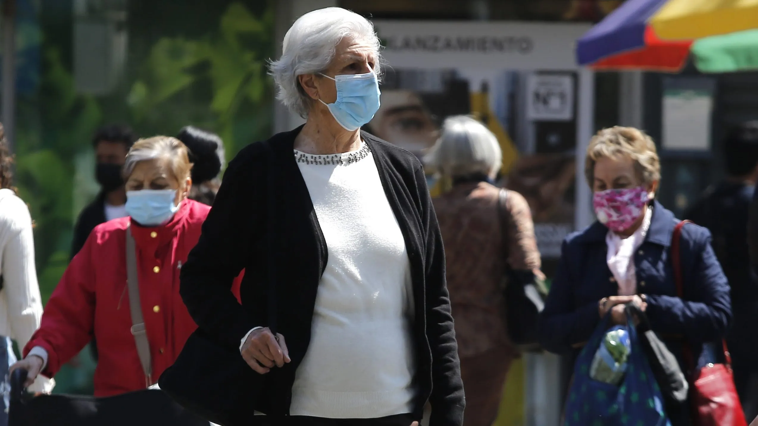 Para recibir la PGU no es necesario encontrarse pensionado, solamente se necesita tener 65 años o más. (Foto: Jonnathan Oyarzun-Aton Chile)