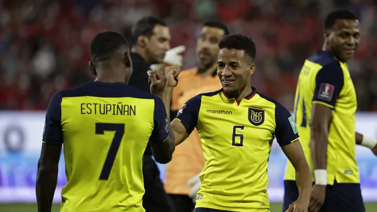 Byron Castillo y Pervis Estupiñán