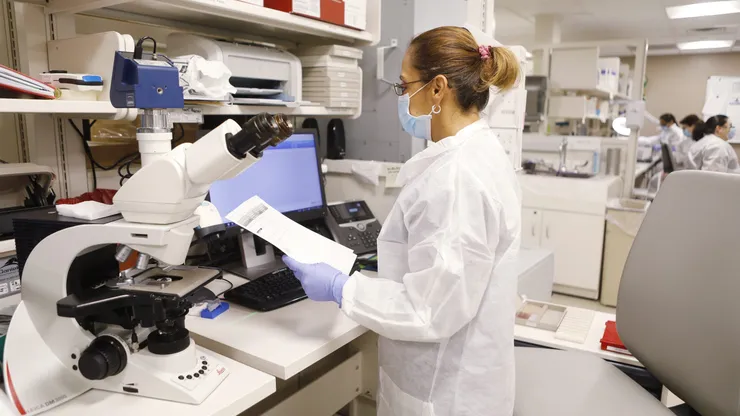 ¿Cuánto gana un tecnólogo médico? Mira el sorprendente salario.