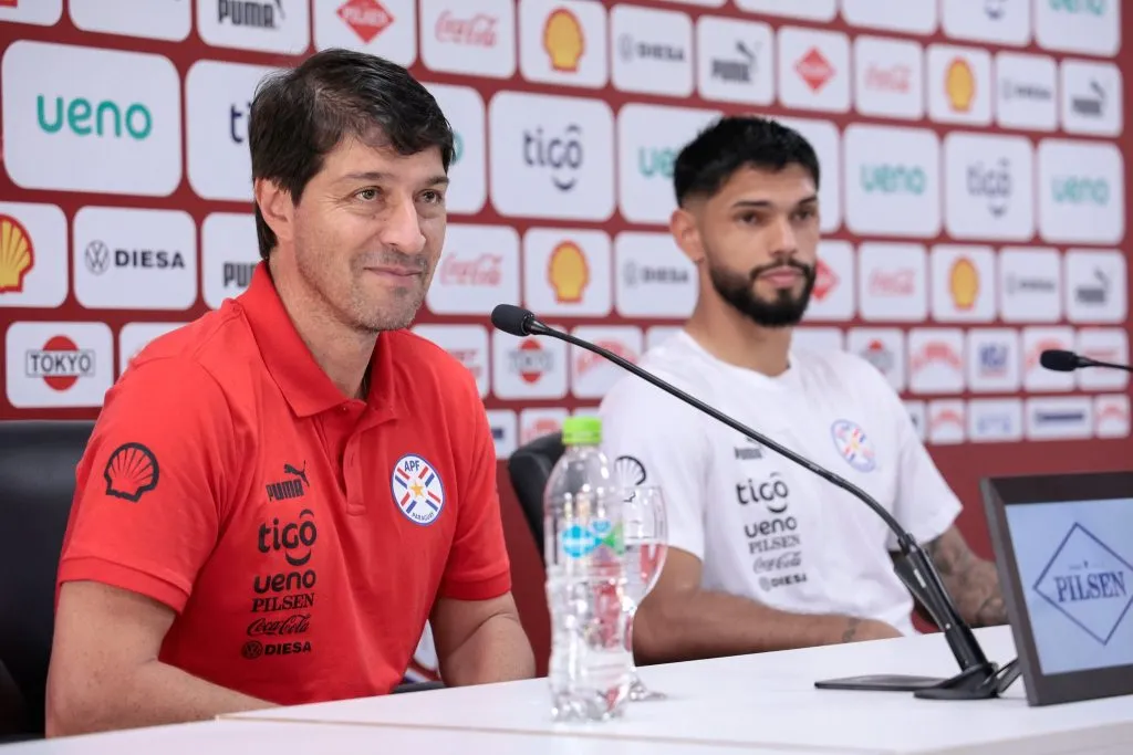 Antes de viajar a Chile, Daniel Garnero enfrentó a los medios de comunicación de Paraguay | Selección de Paraguay