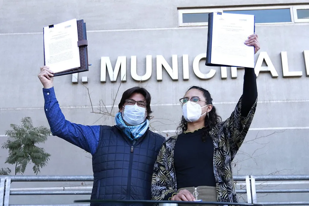 Jadue en un convenio de Farmacias y Ópticas populares. Salvador Saez/Municipalidad de Lo Espejo via Aton Chile