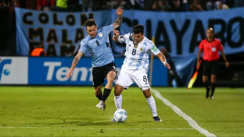 Argentina y Uruguay disputan un nuevo Clásico del Río de la Plata.