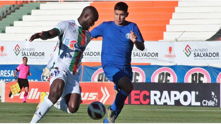 Audax jugó con una camiseta de emergencia por notable error del utilero.