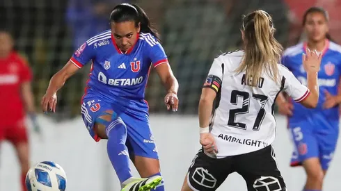 Colo Colo y la U disputan la semifinal del torneo femenino.
