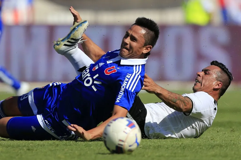 Gustavo Canales y Esteban Paredes vuelven a enfrentarse, esta vez por la Teletón. Imagen: Photosport.