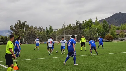 Periodistas encargados de cubrir a la UC y a la U se enfrentaron en San Carlos de Apoquindo.