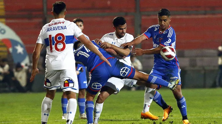 Probables formaciones para el Clásico Universitario.