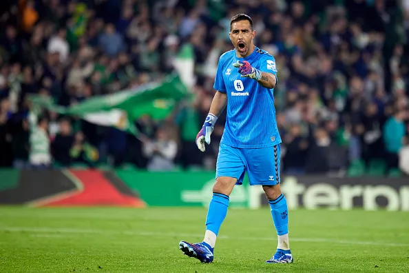 Bravo tenía un buen partido hasta la lesión.