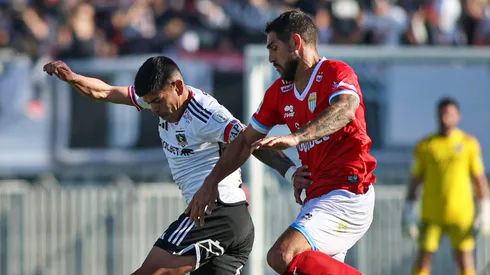 Pavez entregó las bases para marcar a Larrivey.