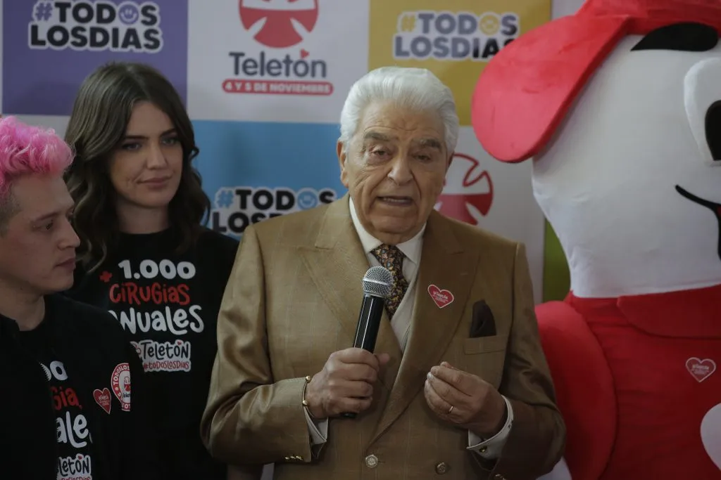 Don Francisco será parte de la Teletón 2023, pero tendrá un rol más secundario. Imagen: Aton.