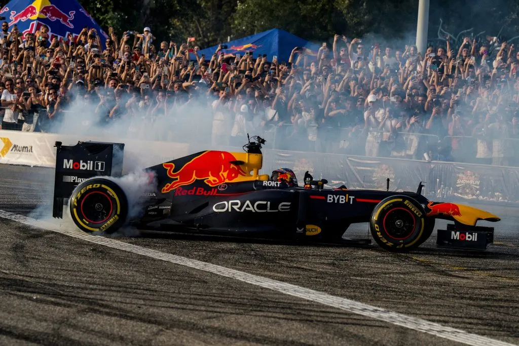 Este domingo cerca de 60 mil personas podrán ver al RB7 de Oracle Red Bull Racing en la comuna de Las Condes. Foto: Mihai Stetcu / Red Bull Content Pool.