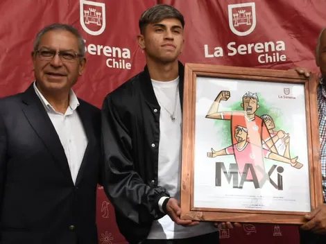 Figura de la Roja recibe homenaje: "Berizzo me pide lo mismo..."