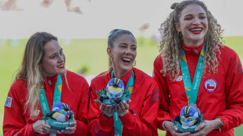 Isi Jiménez fue clave en la medalla de plata en el 4×100 femenino.