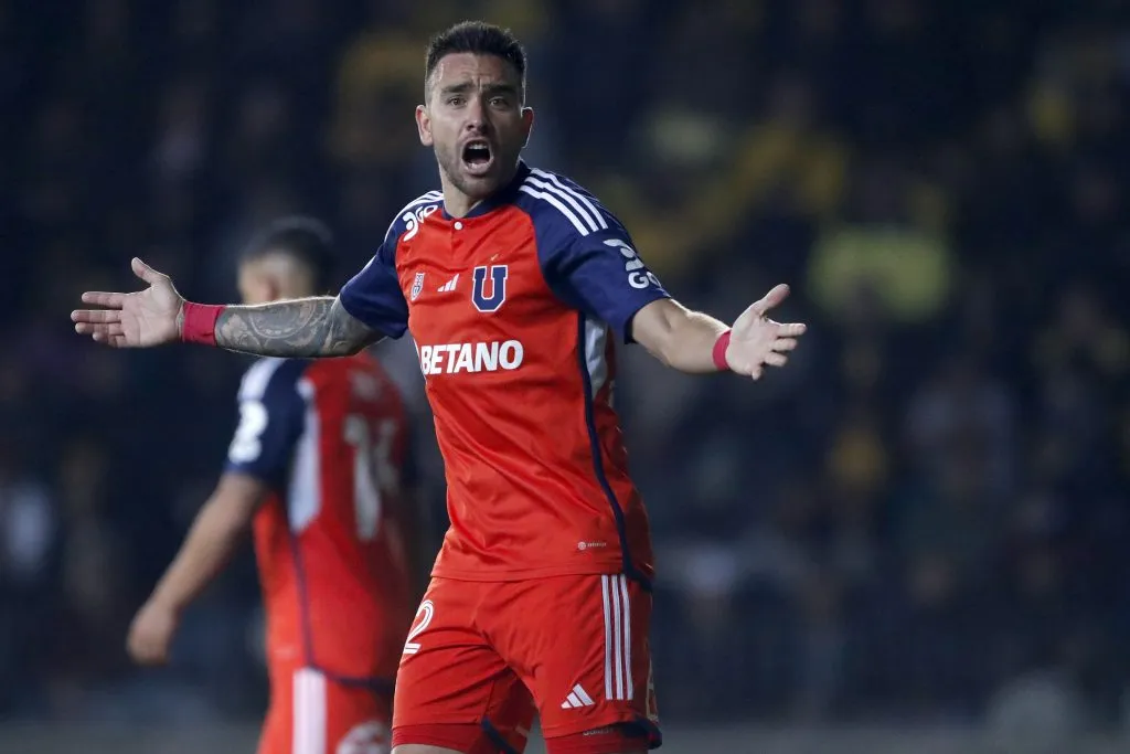 Matías Zaldivia fue liberado por el cuerpo técnico de Universidad de Chile. Foto: Andres Pina/Photosport