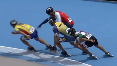 Emanuelle Silva es empujado.