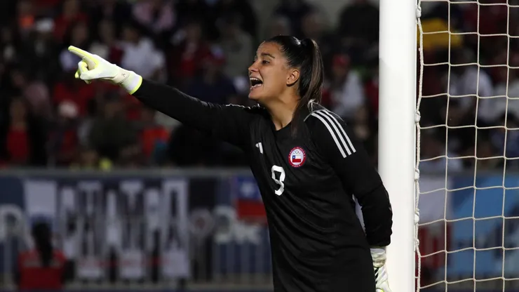 María José Urrutia se ganó el corazón de todos al asumir la responsabilidad de ponerse al arco, sin ser arquera, en la final de los Panamericanos.