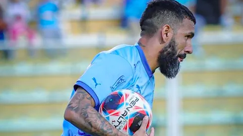 Ronnie Fernández se irá del Bolívar tras ser víctima de insultos racistas en el fútbol boliviano.