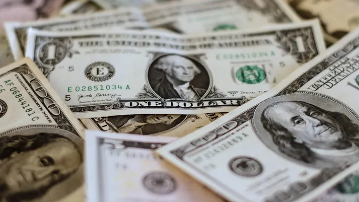 ¿Dónde conviene cambiar dinero si viajas a Argentina? Mira los consejos.