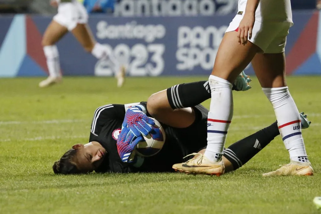 Tiane renunció a la Roja y Aedo la defiende. (Foto: Aton)