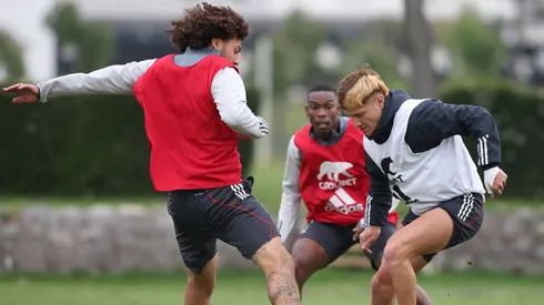 Tres partidos oficiales y dos amistosos disputará Colo Colo este mes.