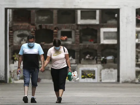 ¿A qué hora abren los cementerios hoy?