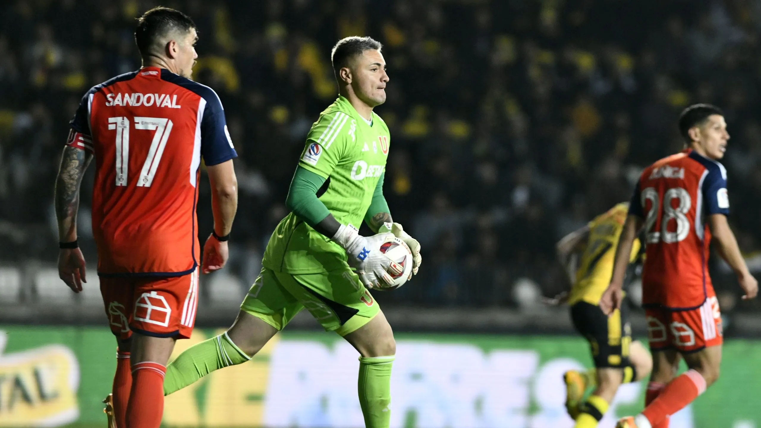 Cristóbal Campos terminó de mala manera su 2023. Foto: Alejandro Pizarro Ubilla/Photosport