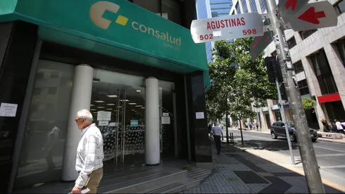 Santiago, 12 de diciembre de 2023 Imagenes referenciales de Isapres. Jonnathan Oyarzun/Aton Chile