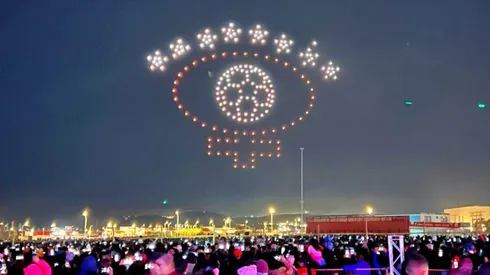 El escudo de Cobreloa formado por los drones.